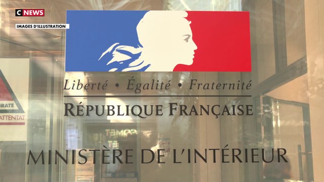 Immigration : vers une plus grande exigence en matière d’intégration ?