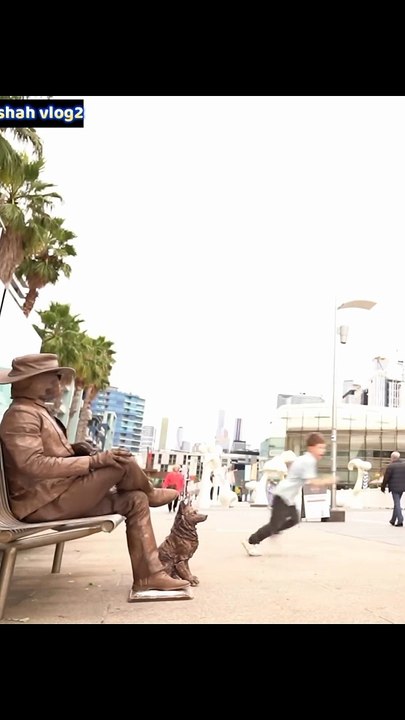 Come on, why the jump girl#failvideos##fyp #prank #viral #blague#crazy #funny#laugh#prank#viral #funnyvideos #reels #reeljokes#reelsvideo