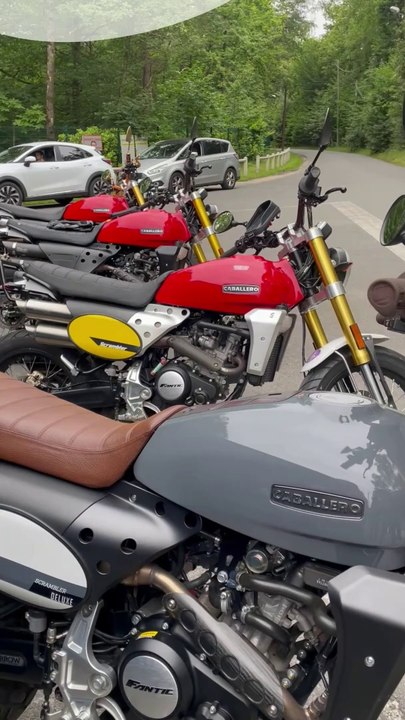 🔥 Vallée de Chevreuse : Balade en moto Fantic Caballero