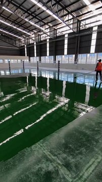 Hasil epoxy sangat bagus, lantai jadi lebih kuat dan terlihat elegan