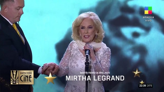 Mirtha recibió el Martín Fierro de Brillante y defendió la industria del cine argentino: Por favor, no cierren el INCAA