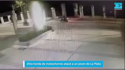 Otra horda de motochorros atacó a un joven de La Plata