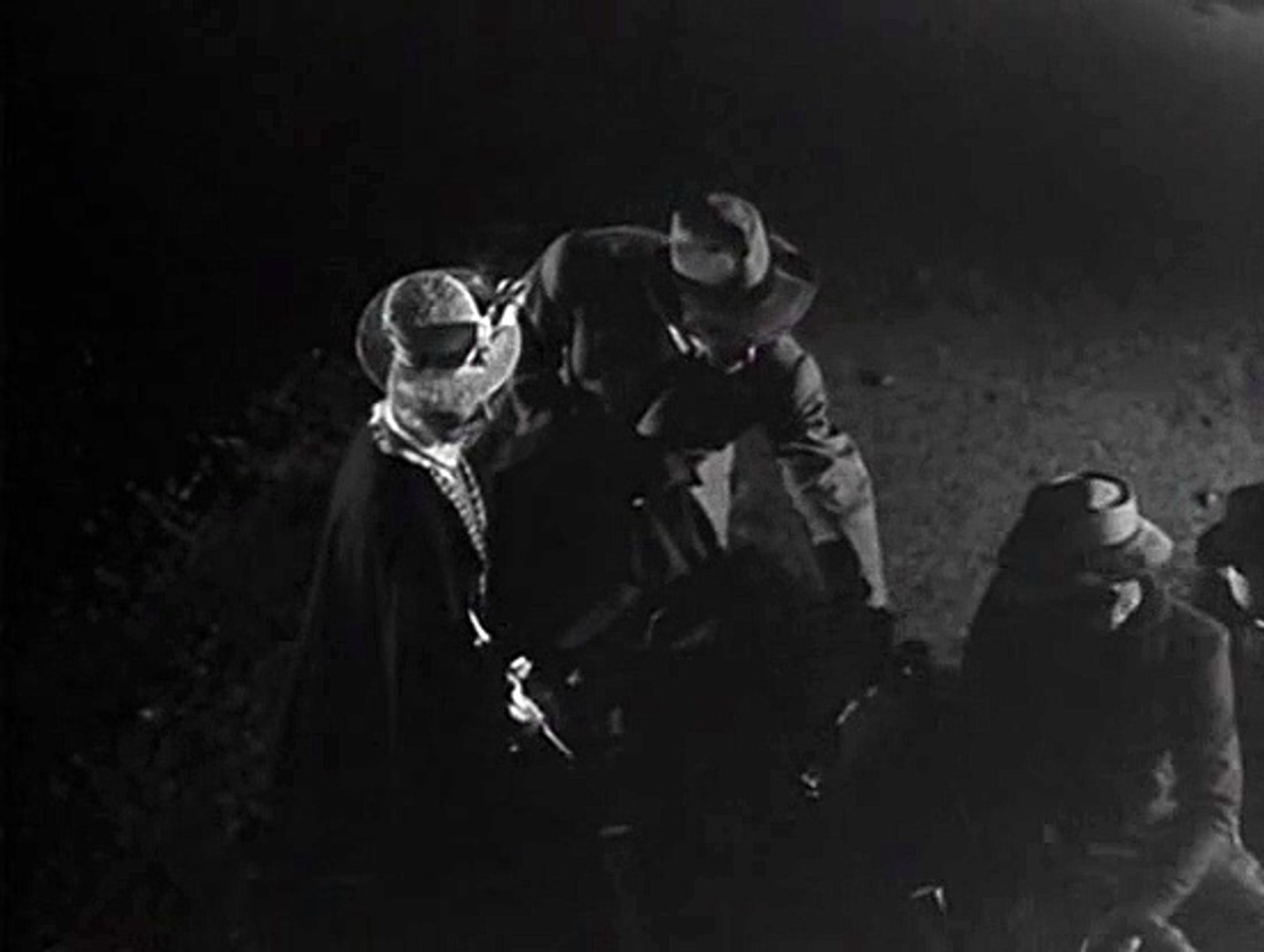 Totò - Yvonne la nuit - Film Completo