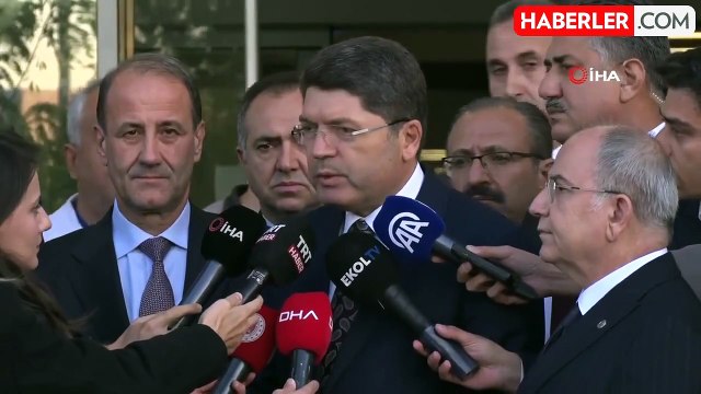 Adalet Bakanı Tunç, Bıçaklı Saldırıya Uğrayan Müfettişi Hastanede Ziyaret Etti