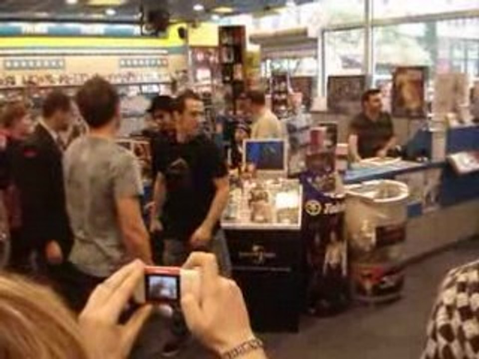 23.04.08 Simple plan <3