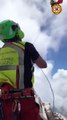 Sul verricello sotto i colpi di vento sul Gran Sasso: l'operazione di soccorso ? da brividi