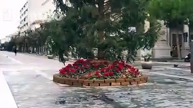 Freddo e restrizioni Covid: piazza Salotto a Santo Stefano ? cos?