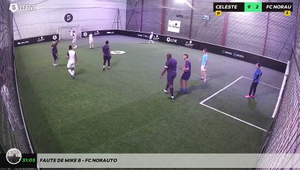 Faute de Mike B - FC NORAUTO