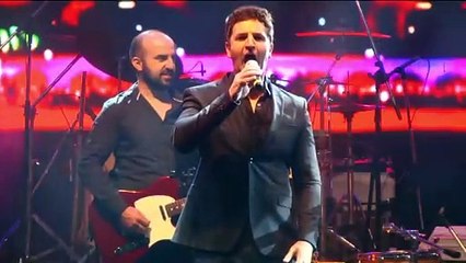 Héroe Lírico y Pop: Un Análisis Musical 🎶