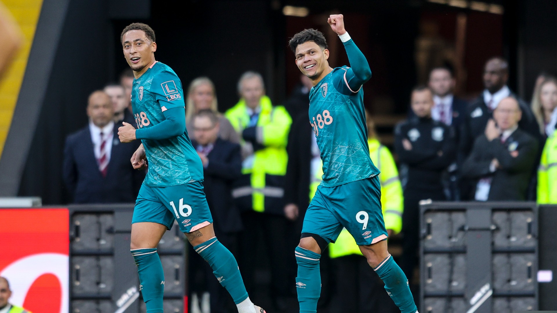 Emery displays no issue with Duran's substitution reaction