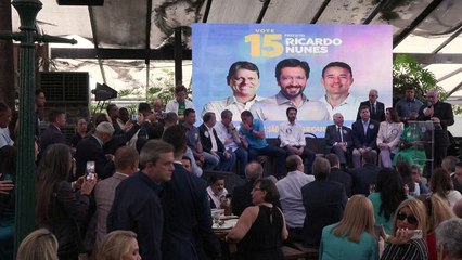 Bolsonaro faz primeira aparição com Nunes