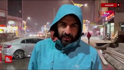 Yüksekova'ya kış erken geldi: Lapa lapa kar yağdı