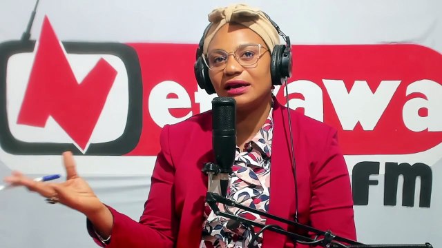 بعد انطلاق حملة التلقيح ضد الانفلونزا الموسمية ،مدى الاقبال عليها بولاية قبلي و اهمية الوقاية من التغيرات المناخية كاهية المدير الجهوي للصحة بقبلي دكتور علي الطبال