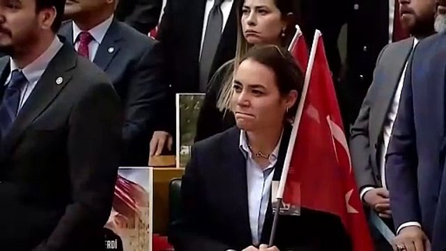 İYİ Partili Ayyüce Türkeş, Müsavat Dervişoğlu'nun grup konuşması sırasında gözyaşlarını tutamadı...
