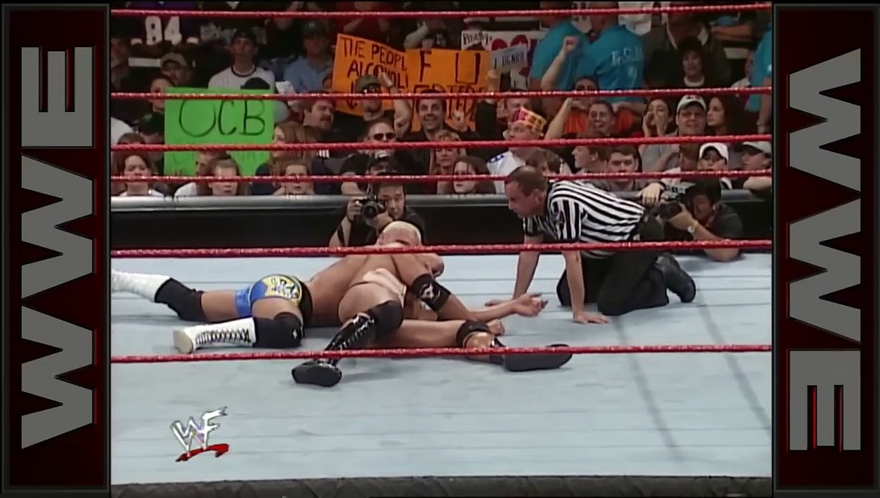 The Rock 'N' Sock Connection vs. The Hollys - World Tag Team Championship Match： Raw, Oct. 19, 1999