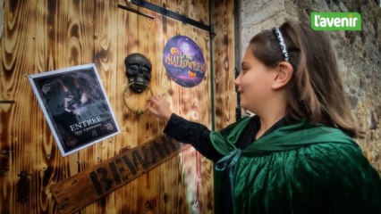 Leur maison transformée en manoir hanté à Amonines