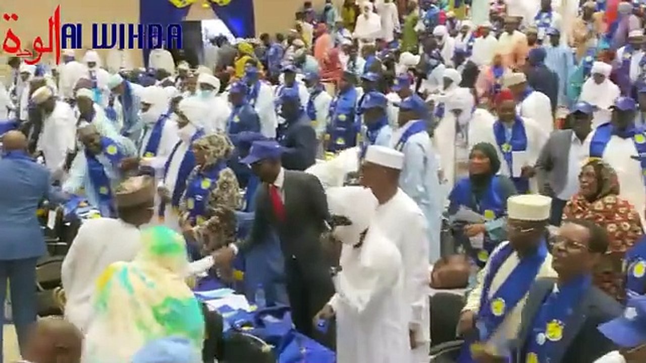 Mahamat Zene Bada : « Si par hasard, quelqu’un a écouté qu’il a été offensé par Mahamat Zene Bada, qu’il me pardonne » #Tchad