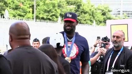 LeBron e Bronny James nella storia Nba: padre e figlio in campo insieme