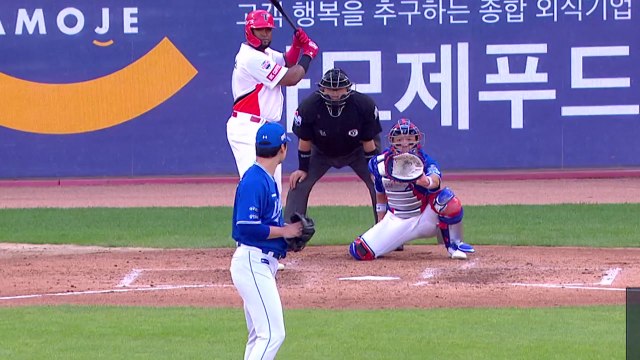 폭투 2개로 역전...KIA, 한국시리즈 1차전 기선 제압 / YTN