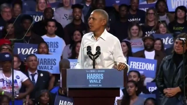 Barack Obama surprend en interprétant Lose Yourself d'Eminem lors d'un rassemblement pour Kamala Harris