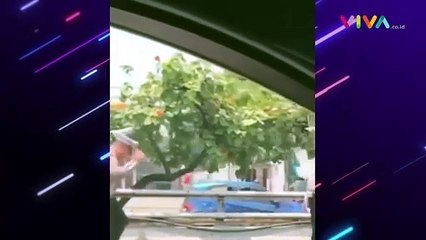 Waduh, Dua Polisi Dihukum Squat Jump di Pinggir Tol