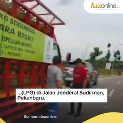 Tak Terima Disusul, Pengemudi Fortuner Pukul Sopir Truk Pakai Sangkur