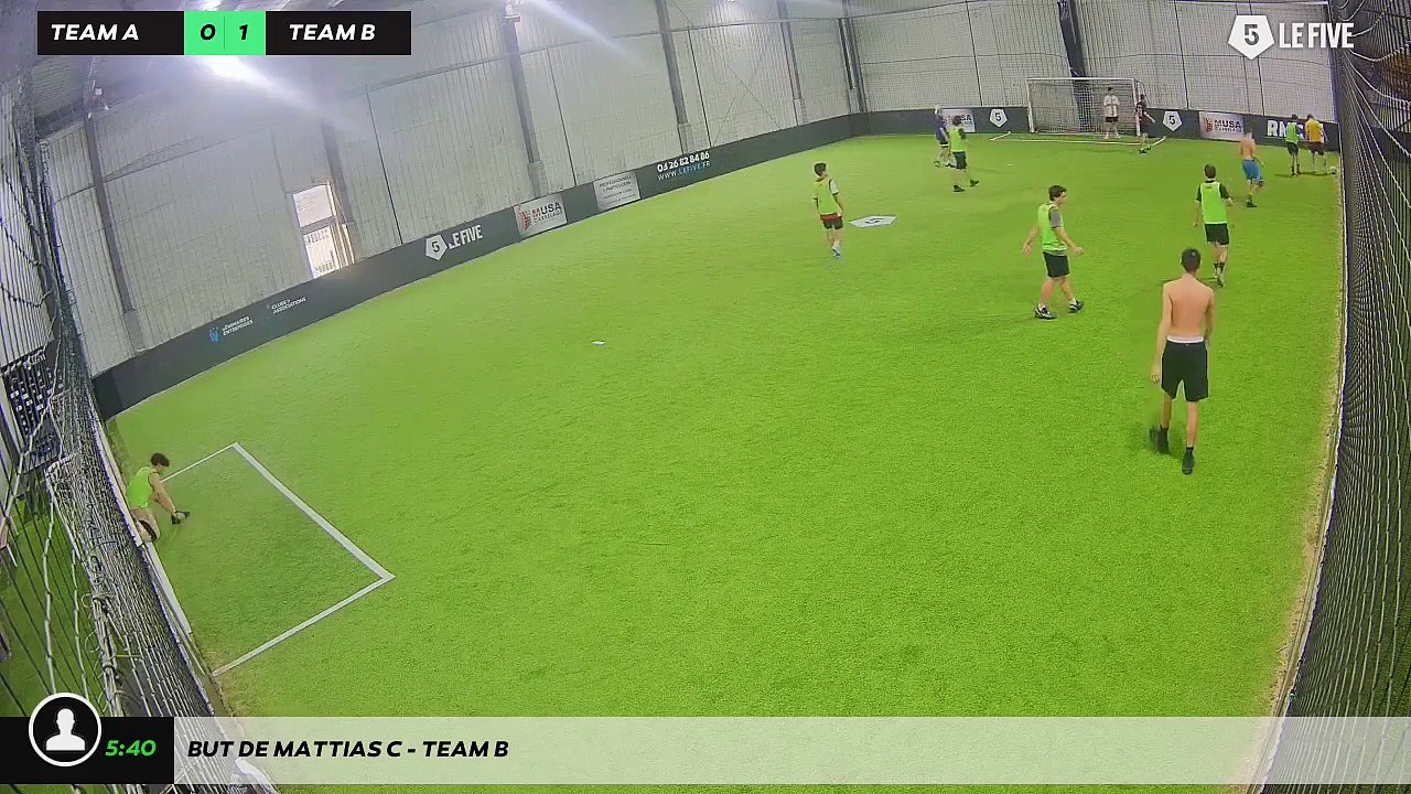 But de Mattias C - Team B