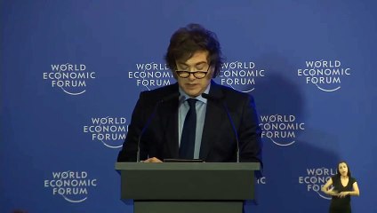 Javier Milei habló ante empresarios y un ladrido de Thor terminó en una crítica al kirchnersimo