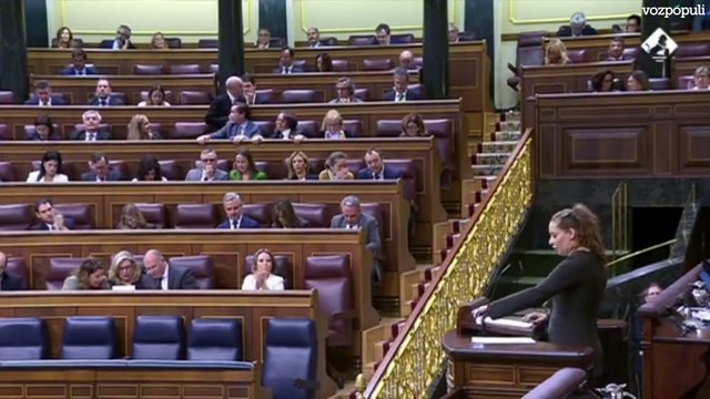 Los 11 minutos de Ester Muñoz contra Bolaños por la corrupción del PSOE