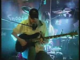 "Just one more" by BB BLACKDOG  Live at the snootyfox