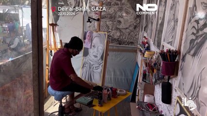 فنان غزة الذي لا يتكلم بصوته بل بريشته.. بلال أبو نحل يرسم حكايات الصمود من مخيم دير البلح