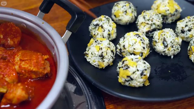 Real Mukbang_) Korean Super Spicy Chicken Stew _Dak-bokkeum-tang_ ☆ Steamed egg_ rice ball