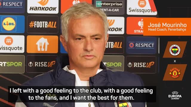 Mourinho claims his United team could still win the 2018 Premier League title