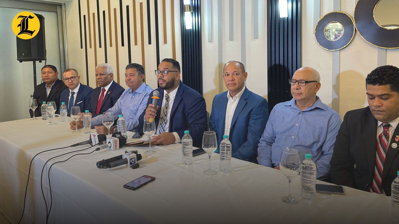 Coalición de partidos de oposición piden elecciones extraordinarias en La Vega