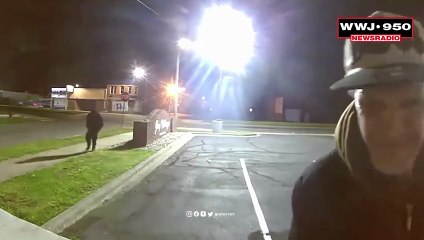 Detroit police looking for men who broke into clothing store