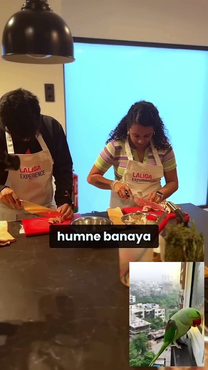 slayy point cooking  puneet superstar mummi 4-5 papad aur dena meme