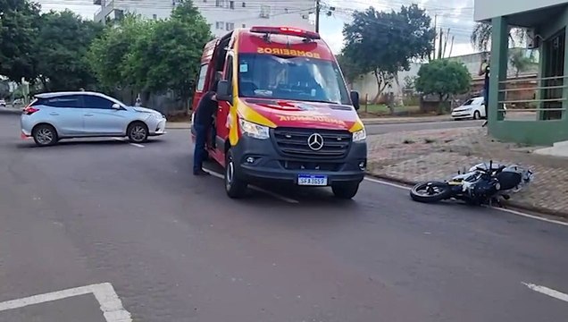 Motociclista sofre ferimentos graves em acidente na Rua Belém