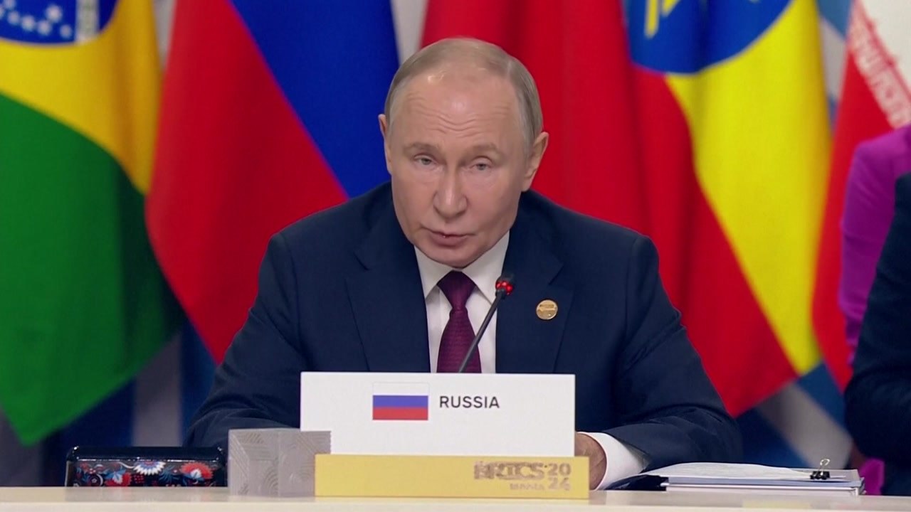 푸틴 "미, 달러 무기화"...브릭스 투자 플랫폼 제안 / YTN