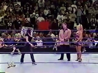 SABLE AND STEPHANIE MCMAHON FIGHT IN RING SEGMENT.