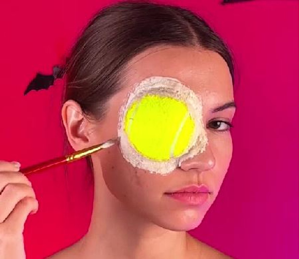 ⁣Last minute Halloween makeovers that are so easy to repeat!