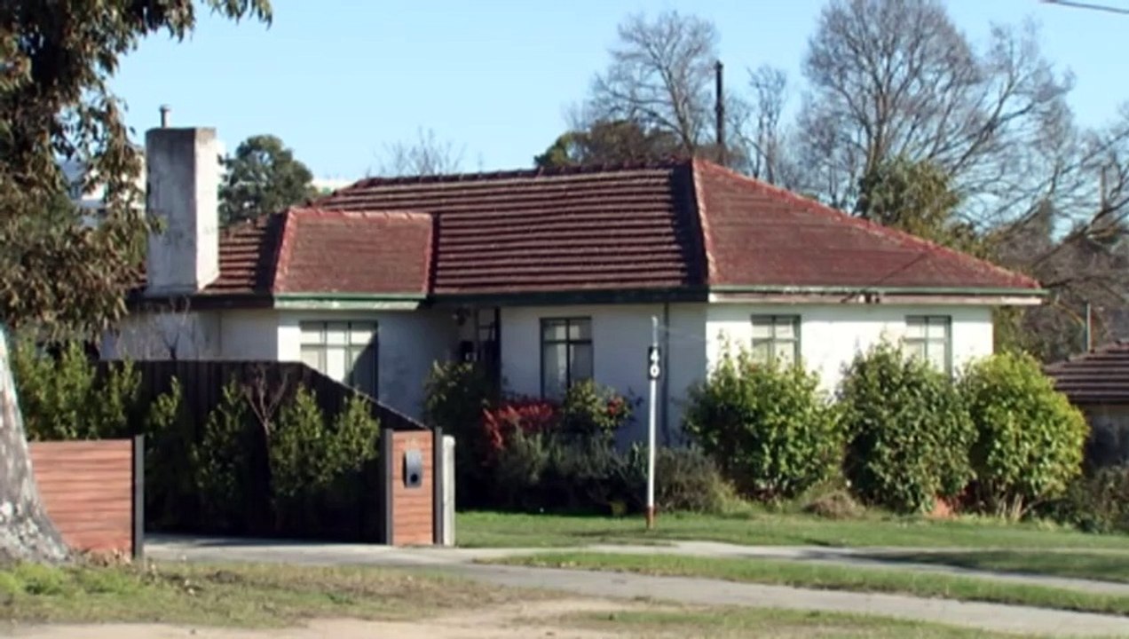 Damning report into Victoria's building regulator exposes failures to