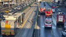 Avcılar'da metrobüste yangın paniği