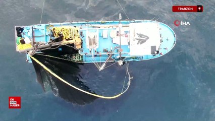 Trabzon'da balıkçıların zorlu mesaisi