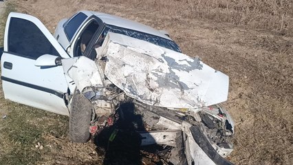 Öğrenci servisiyle otomobil çarpıştı: 3 kişi hayatını kaybetti
