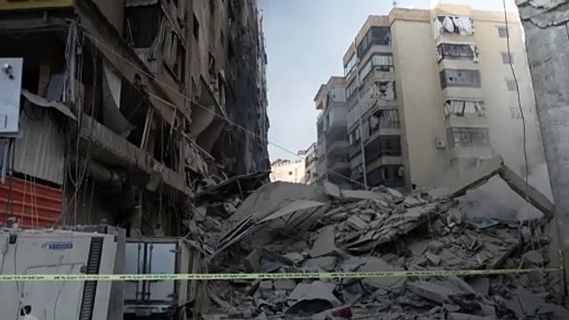 تصاعد أعمدة دخانية من ضاحية بيروت الجنوبية عقب قصف إسرائيلي