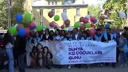 Diyarbakır’da 100 kız çocuğunun farkındalık yürüyüşü