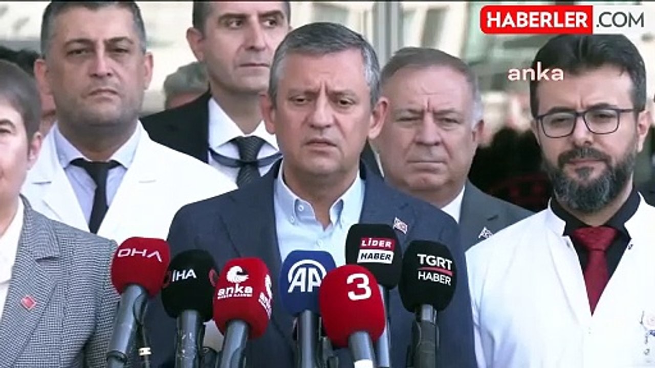 Özgür Özel, Tusaş Terör Saldırısında Yaralananları Hastanede Ziyaret Etti.