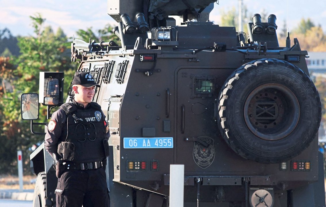 Nach Anschlag: Türkei fliegt Attacken auf PKK-Stellungen
