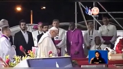 L'Ave Maria del Volo davanti al Papa ? mondiale