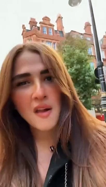 ياسمين عبد العزيز تأسر القلوب بتقليد أحمد حلمي